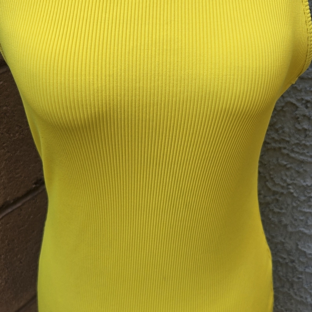 WHBM Forme Ribbed Yellow Tank - Picture 4 of 9
